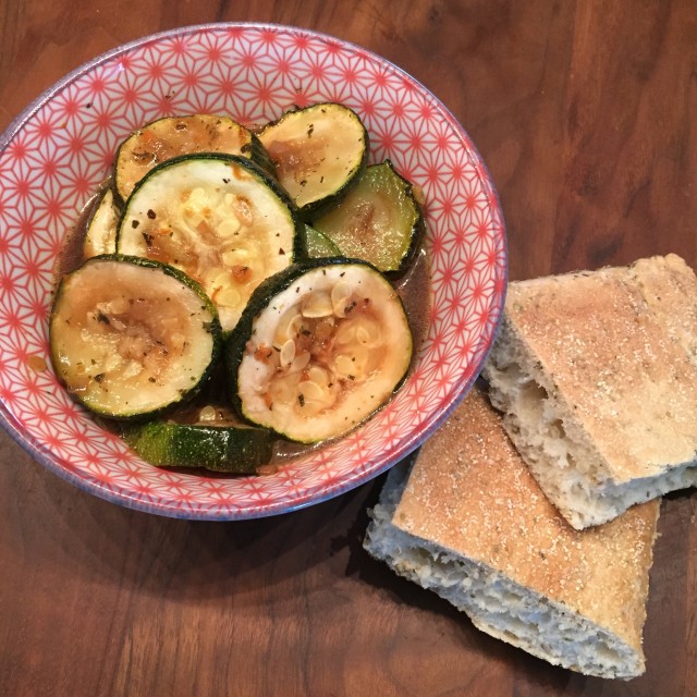 Courgettesalade met citrusdressing