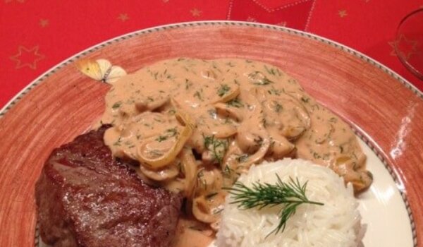 Boeuf Stroganoff